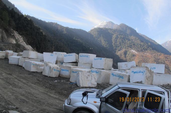 供應緬甸漢白玉雕刻石材荒料及采購代理服務